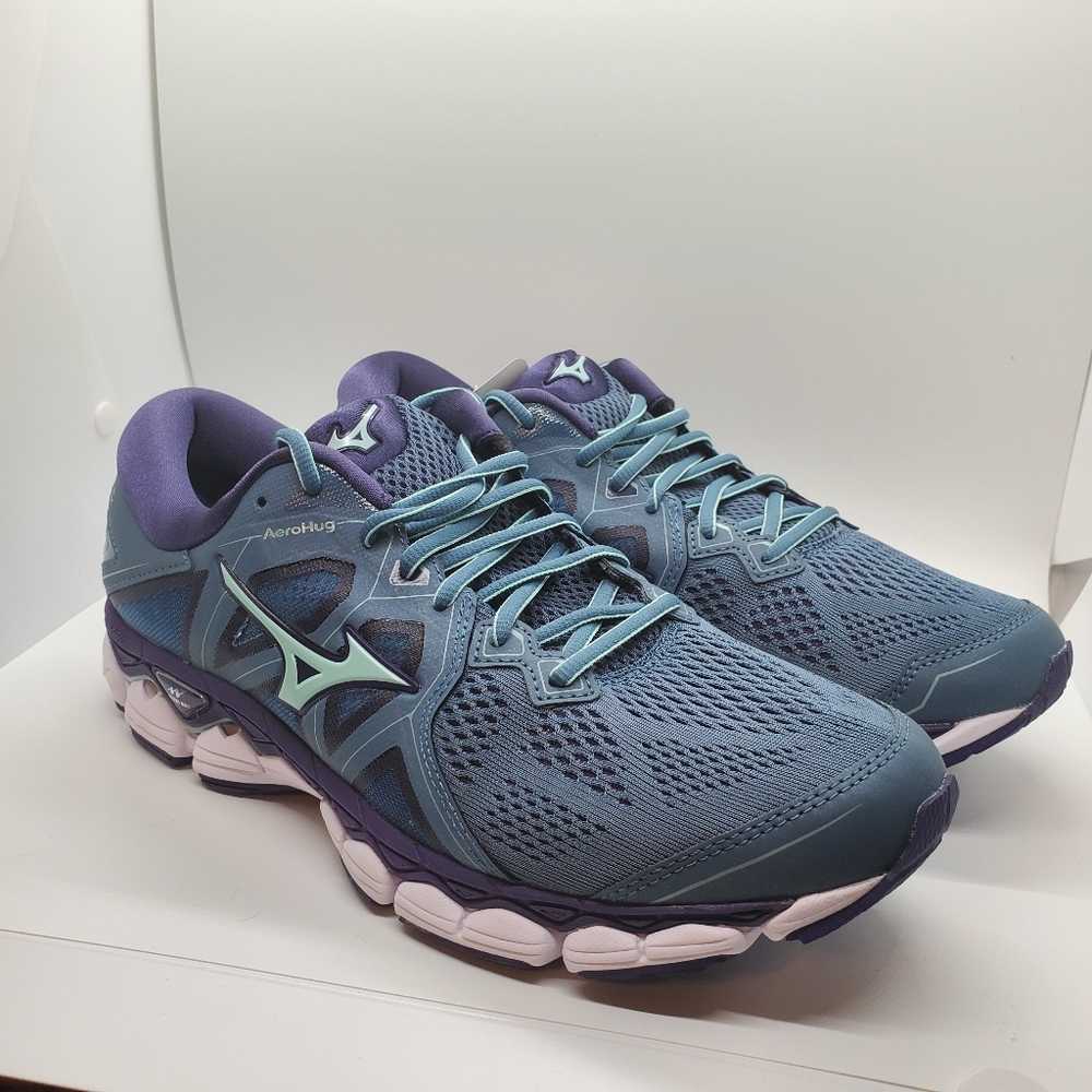 Mizuno Wave Sky 2 NWT Running Shoes Size 11